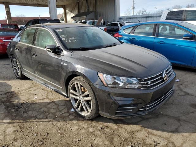 1VWDT7A30HC058370 - 2017 VOLKSWAGEN PASSAT R-LINE BLACK photo 4