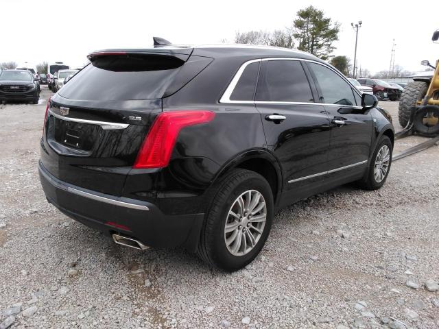 1GYKNCRS6JZ182343 - 2018 CADILLAC XT5 LUXURY BLACK photo 4