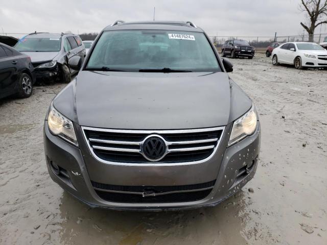 WVGAV75N39W003189 - 2009 VOLKSWAGEN TIGUAN S CHARCOAL photo 5