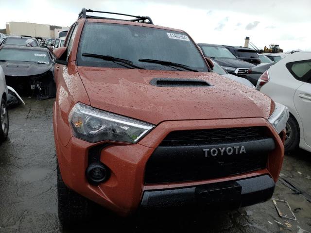 JTELU5JR3R6223201 - 2024 TOYOTA 4RUNNER SR5 PREMIUM ORANGE photo 5