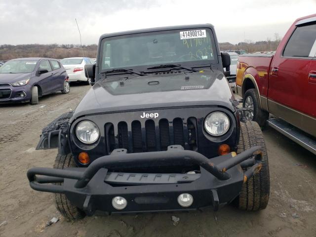 1C4HJWDG1DL556641 - 2013 JEEP WRANGLER U SPORT BLACK photo 5