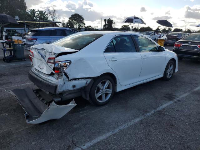 4T1BF1FK4DU676662 - 2013 TOYOTA CAMRY L WHITE photo 3