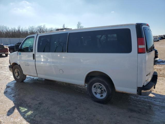 1GAZG1FG4F1144997 - 2015 CHEVROLET EXPRESS G3 LT WHITE photo 2