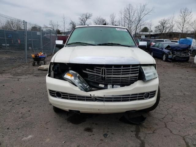 5LMFU28568LJ07065 - 2008 LINCOLN NAVIGATOR WHITE photo 5