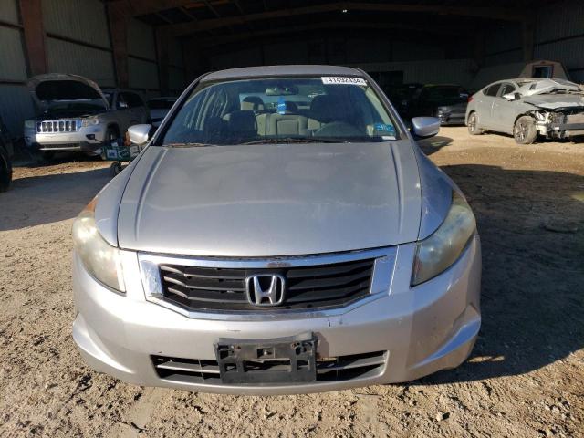 1HGCP263X8A016249 - 2008 HONDA ACCORD LX SILVER photo 5