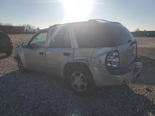 1GNDS13S672191797 - 2007 CHEVROLET TRAILBLAZE LS SILVER photo 2