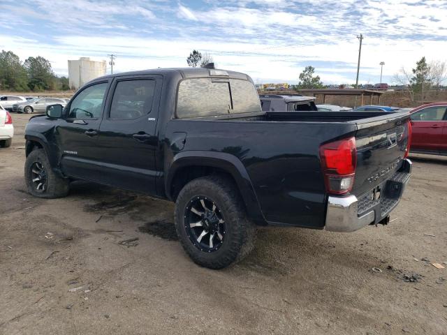 3TMAZ5CN2JM073819 - 2018 TOYOTA TACOMA DOUBLE CAB 黑色 照片 2