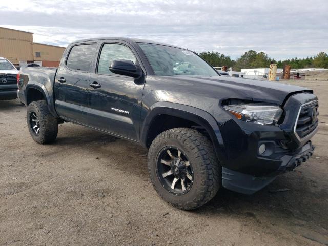 3TMAZ5CN2JM073819 - 2018 TOYOTA TACOMA DOUBLE CAB BLACK photo 4