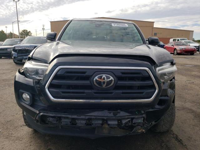 3TMAZ5CN2JM073819 - 2018 TOYOTA TACOMA DOUBLE CAB BLACK photo 5