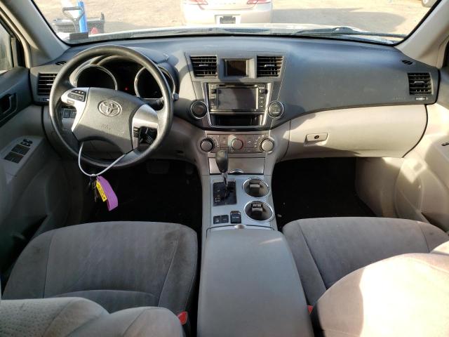 5TDBK3EHXDS200552 - 2013 TOYOTA HIGHLANDER BASE Сұр фото 8
