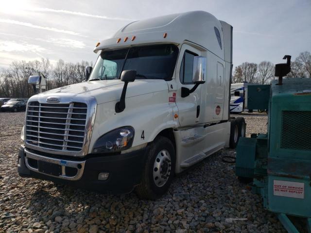 3AKJGLD50GSGV3993 - 2016 FREIGHTLINER CASCADIA 1 WHITE photo 2