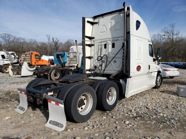 3AKJGLD50GSGV3993 - 2016 FREIGHTLINER CASCADIA 1 WHITE photo 4