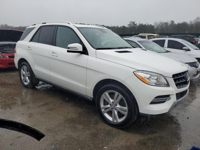 4JGDA5HB8FA550742 - 2015 MERCEDES-BENZ ML 350 4MATIC SILVER photo 4