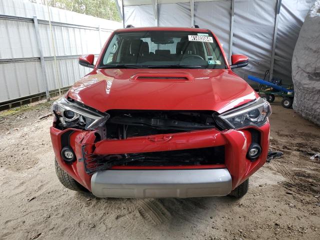 JTEPU5JR5P6133854 - 2023 TOYOTA 4RUNNER SE RED photo 5