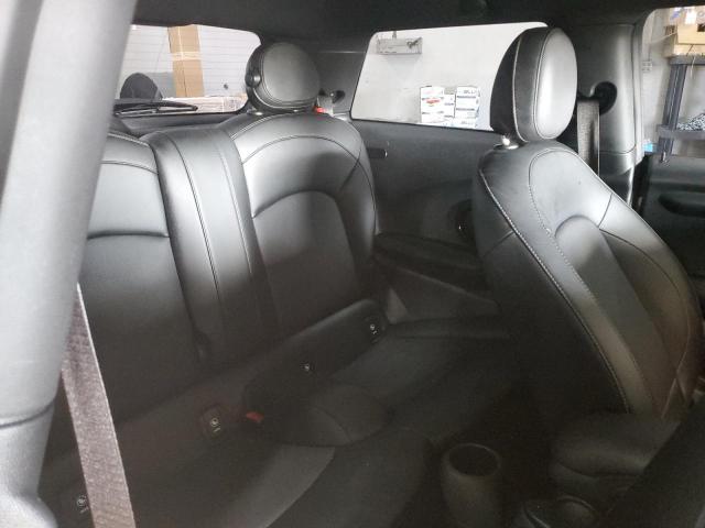 WMWXP5C5XJ2G62978 - 2018 MINI COOPER WHITE photo 10