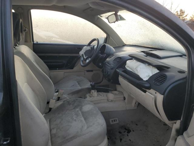 3VWBK21C51M452058 - 2001 VOLKSWAGEN NEW BEETLE GL 黑色 照片 10