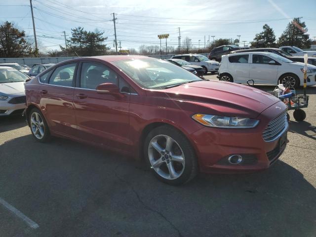 3FA6P0HD7FR303014 - 2015 FORD FUSION SE RED photo 4