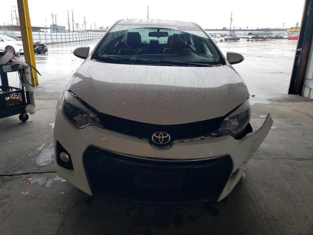 5YFBURHE9FP269565 - 2015 TOYOTA COROLLA L WHITE photo 5