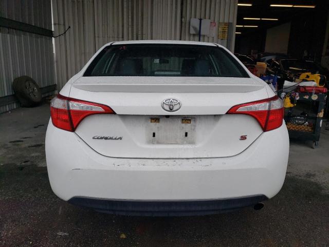 5YFBURHE9FP269565 - 2015 TOYOTA COROLLA L WHITE photo 6