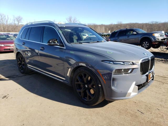 5UX23EM03R9S33451 - 2024 BMW X7 XDRIVE40I GRAY photo 4