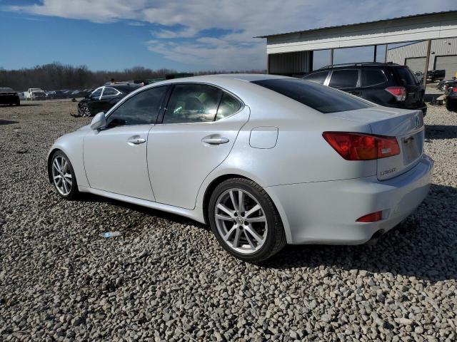 JTHBK262X65017017 - 2006 LEXUS IS 250 WHITE photo 2