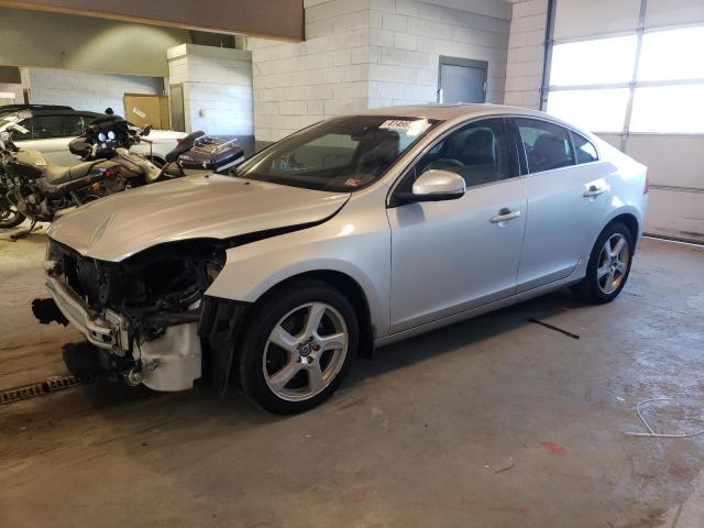 YV1622FS5C2125538 - 2012 VOLVO S60 T5 SILVER photo 1