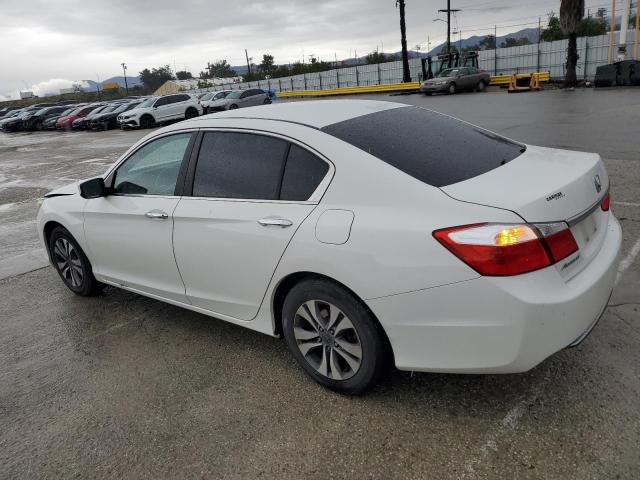 1HGCR2F32DA060735 - 2013 HONDA ACCORD LX WHITE photo 2