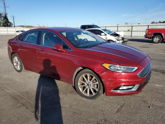 3FA6P0HD2HR119344 - 2017 FORD FUSION SE RED photo 4