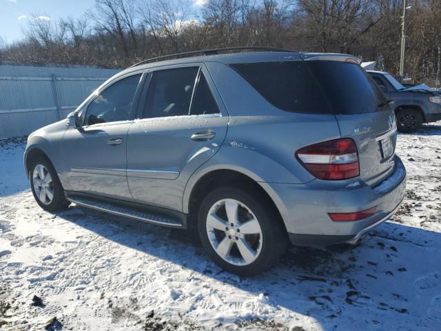 4JGBB8GB3BA647218 - 2011 MERCEDES-BENZ ML 350 4MATIC SILVER photo 2