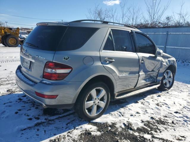 4JGBB8GB3BA647218 - 2011 MERCEDES-BENZ ML 350 4MATIC SILVER photo 3