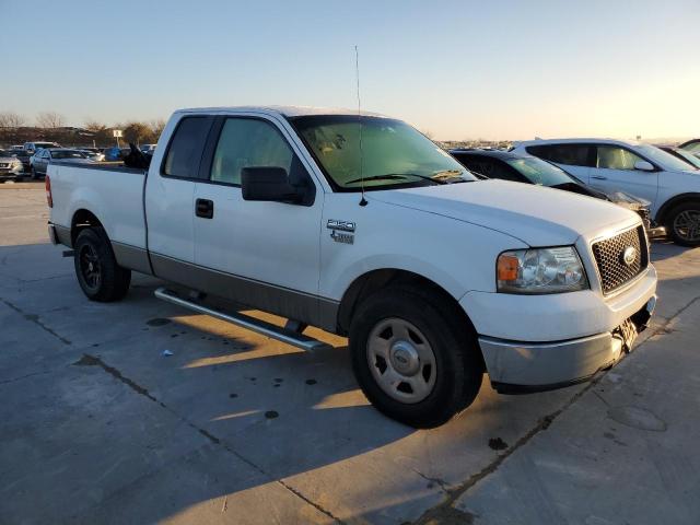 1FTRX12W85NA73458 - 2005 FORD F150 WHITE photo 4