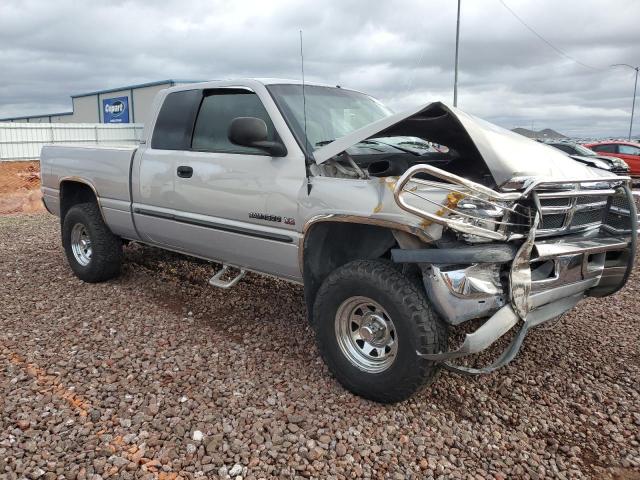 1B7HF13ZX1J249757 - 2001 DODGE RAM 1500 SILVER photo 4