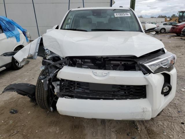 JTENU5JR3R6226558 - 2024 TOYOTA 4RUNNER SR5/SR5 PREMIUM 白色 照片 5