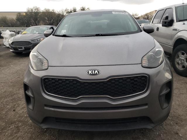 KNDPM3AC5J7331565 - 2018 KIA SPORTAGE LX GRAY photo 5