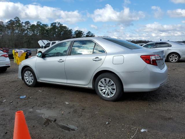 4T4BF1FKXER370511 - 2014 TOYOTA CAMRY L SILVER photo 2