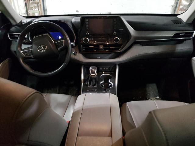 5TDGZRBH9LS042566 - 2020 TOYOTA HIGHLANDER XLE SILVER photo 8