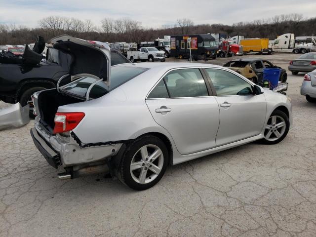 4T1BF1FK9CU063256 - 2012 TOYOTA CAMRY BASE SILVER photo 3