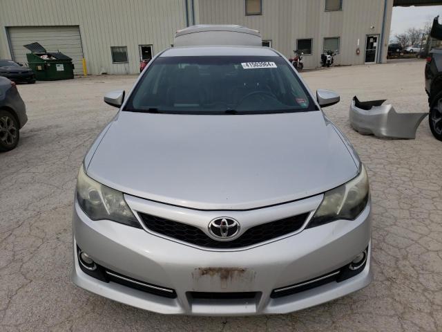4T1BF1FK9CU063256 - 2012 TOYOTA CAMRY BASE SILVER photo 5