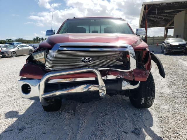 5TFRM5F18AX008087 - 2010 TOYOTA TUNDRA DOUBLE CAB SR5 RED photo 5