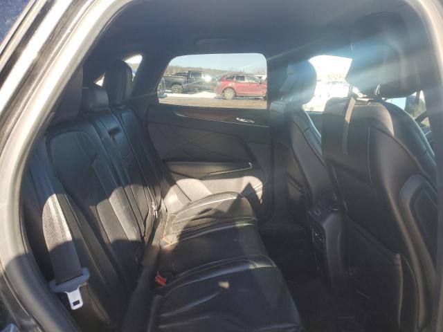 5LMCJ2C95JUL29182 - 2018 LINCOLN MKC SELECT Braun Foto 10