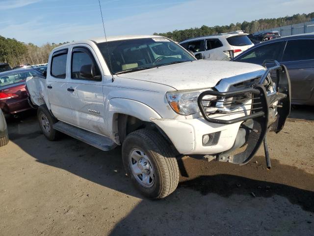 3TMJU4GN3FM192957 - 2015 TOYOTA TACOMA DOUBLE CAB PRERUNNER WHITE photo 4