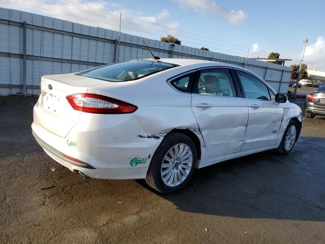 3FA6P0PU7ER122558 - 2014 FORD FUSION SE PHEV WHITE photo 3