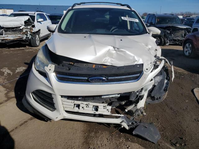 1FMCU9HX4DUB38772 - 2013 FORD ESCAPE SEL WHITE photo 5