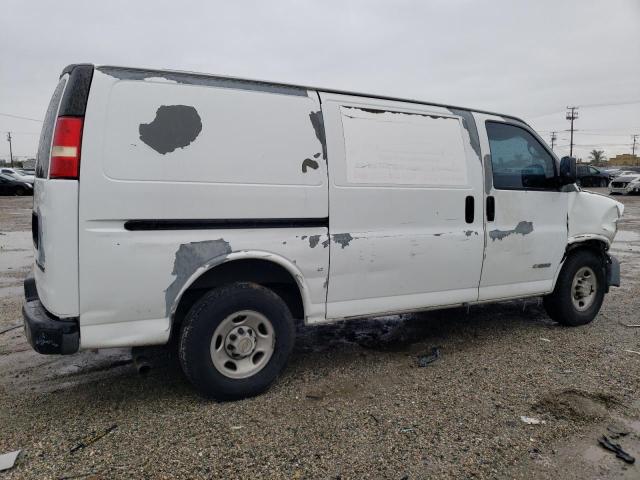 1GCGG25U351174485 - 2005 CHEVROLET EXPRESS G2 WHITE photo 3