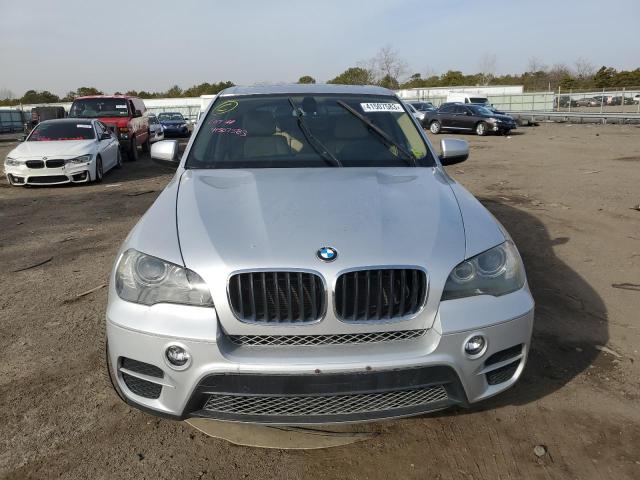 5UXZV8C55BL417936 - 2011 BMW X5 XDRIVE50I SILVER photo 5