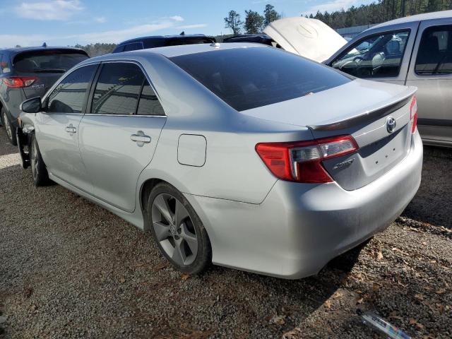 4T1BK1FK7EU547389 - 2014 TOYOTA CAMRY SE GRAY photo 2