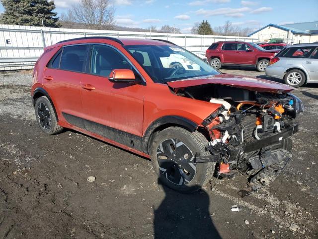 KNDCR3L17P5023152 - 2023 KIA NIRO WIND ORANGE photo 4