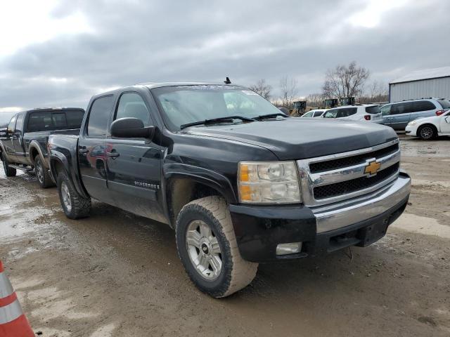 3GCEK13M67G555853 - 2007 CHEVROLET SILVERADO K1500 CREW CAB BLACK photo 4