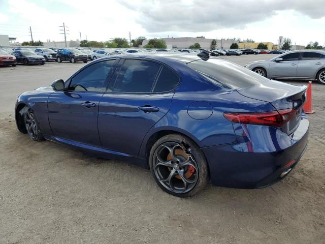 ZARFAECNXJ7566550 - 2018 ALFA ROMEO GIULIA TI BLUE photo 2