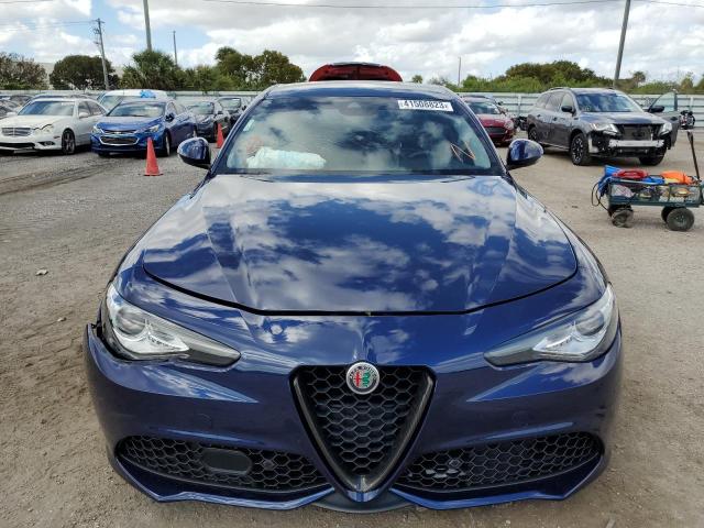 ZARFAECNXJ7566550 - 2018 ALFA ROMEO GIULIA TI BLUE photo 5